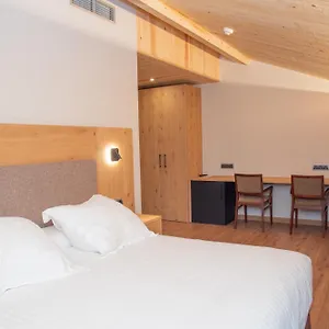 Hotel Restaurant Castellarnau ***