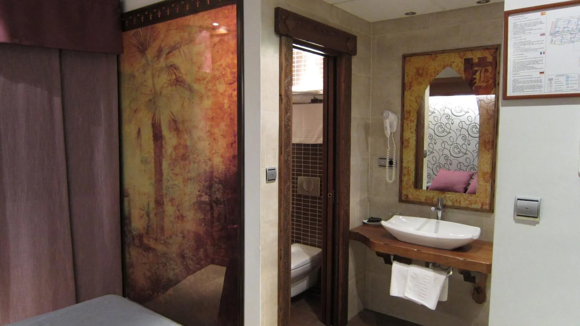 Hotel La Brasa Velez de Benaudalla