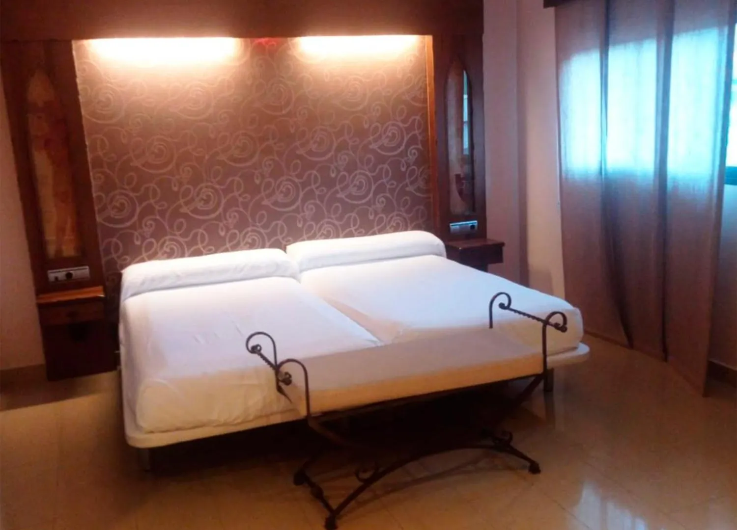 Hotel La Brasa Vélez de Benaudalla